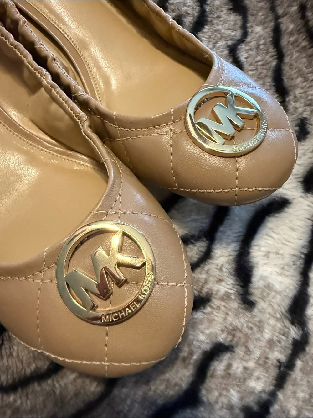 New Michael Kors MK leather quilted ballet flats 10 10M toffee nude beige brown
